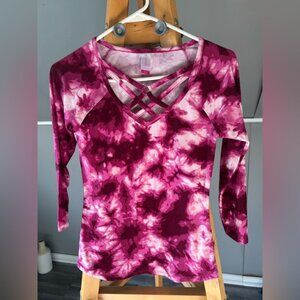 No Boundaries Purple Red Fitted Cut Out Blouse